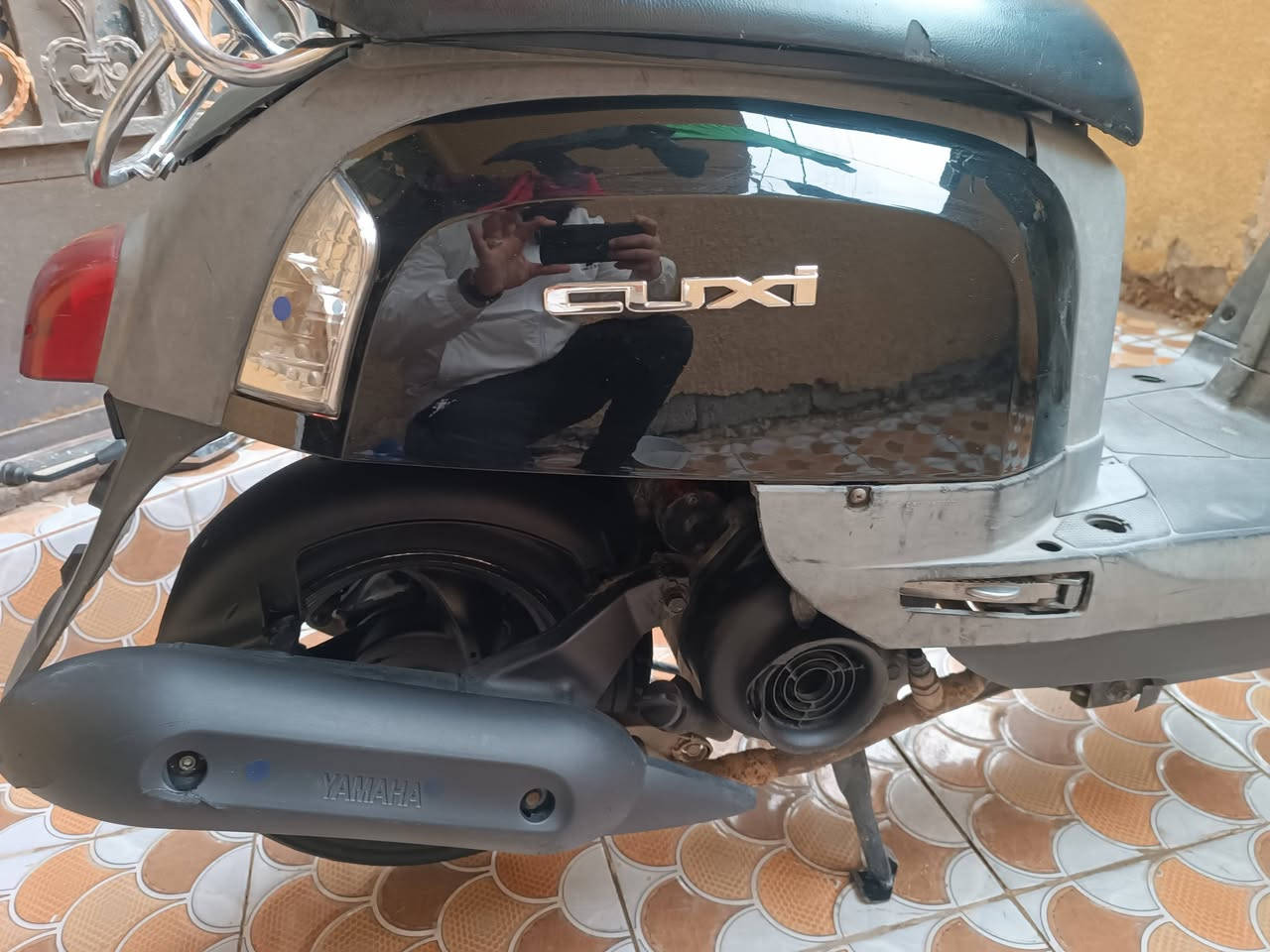 السلام عليكم بوليس نوزل لبيع دراجه كامله مااانقصه شي 
ناعمه  
***********
