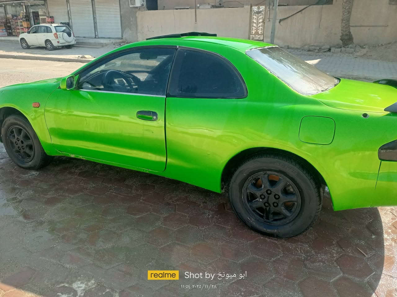 كورلا موديل 1994 رياضي تك باب 
مكينة كامري ابو جف محور بيه خيط تبخير فقط 
گير اوتماتيك كفاله سياره ناعمه ومرتبه حداديه نظيفه راديتر جديد 
وشكلها احلى من الصور  رقمها وراعيها ب واسط    السعر 27 وبيه مجال للشراي . 
مكاني البصرة _الموفقية 
***********
