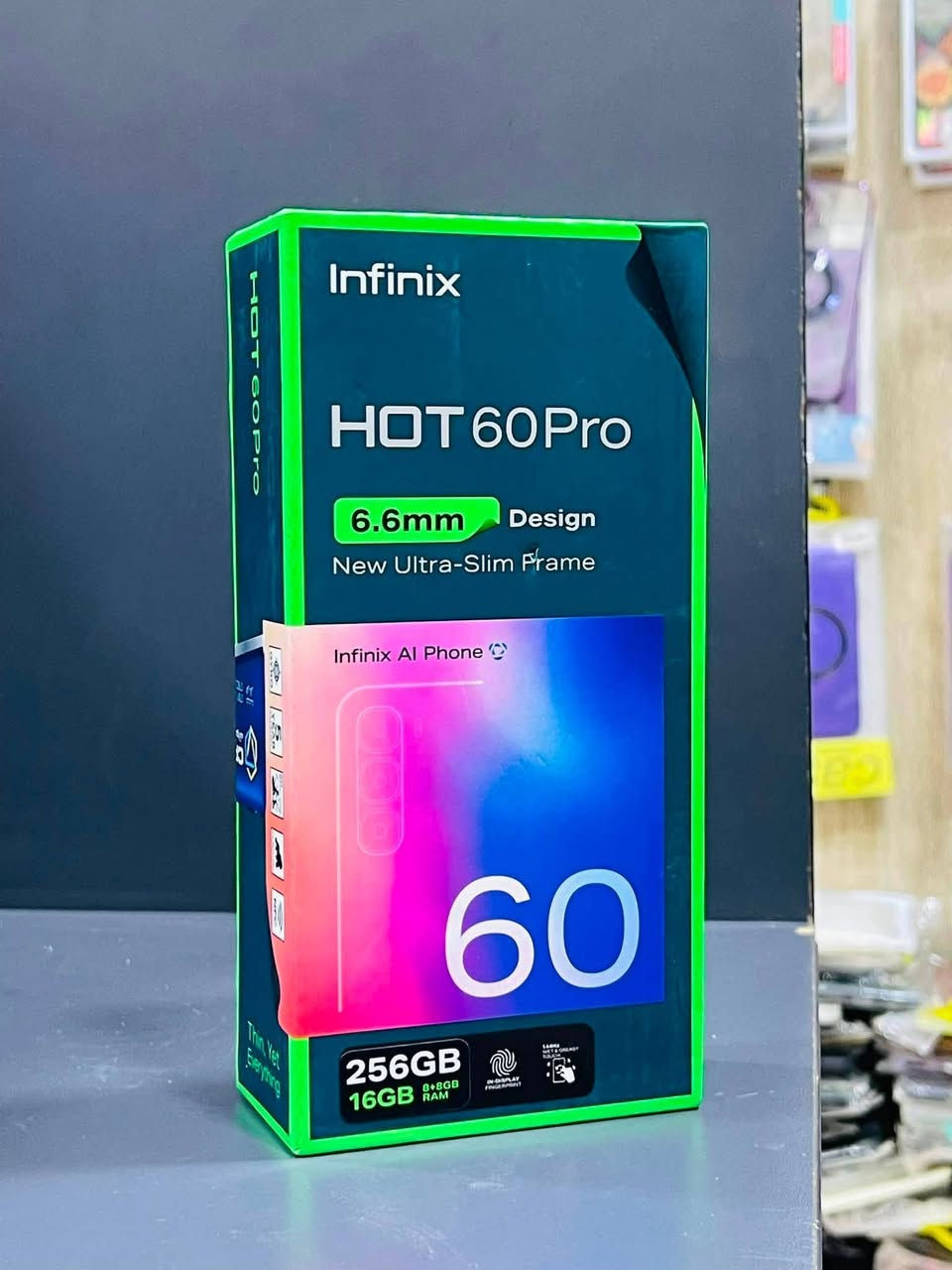 Infinix HOT 60 Pro 
جديد غير مستخدم مامفتوح من الباكيت وباقل من سعره 

ذاكره 256 +16

    � الشاشة: AMOLED بحجم 6.78 إنش تقريبًا، دقة +FHD ومعدل تحديث 144Hz.

* ⚙️ المعالج: MediaTek Helio G200 (مناسب للاستخدام اليومي والألعاب المتوسطة).

* 💾 الذاكرة: 256GB تخزين + افتراضية حتى 16GB).

* 📸 الكاميرا: خلفية 50MP، وأمامية 13MP تقريبًا.

* 🔋 البطارية: 5160mAh مع شحن سريع 45 واط.

* 📏 السمك: 6.6 ملم (تصميم نحيف جدًا كما هو مكتوب على العلبة).

* 🤖 النظام: Android مع واجهة XOS وميزات ذكاء اصطناعي من Infinix

مكاني هيت السعر 250 الف فقط قفل
***********
