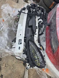 تم بعون الله وصول أدوات تيوتا  دعاميه خلفي جي ار 86 2024 دعاميه امامي ...