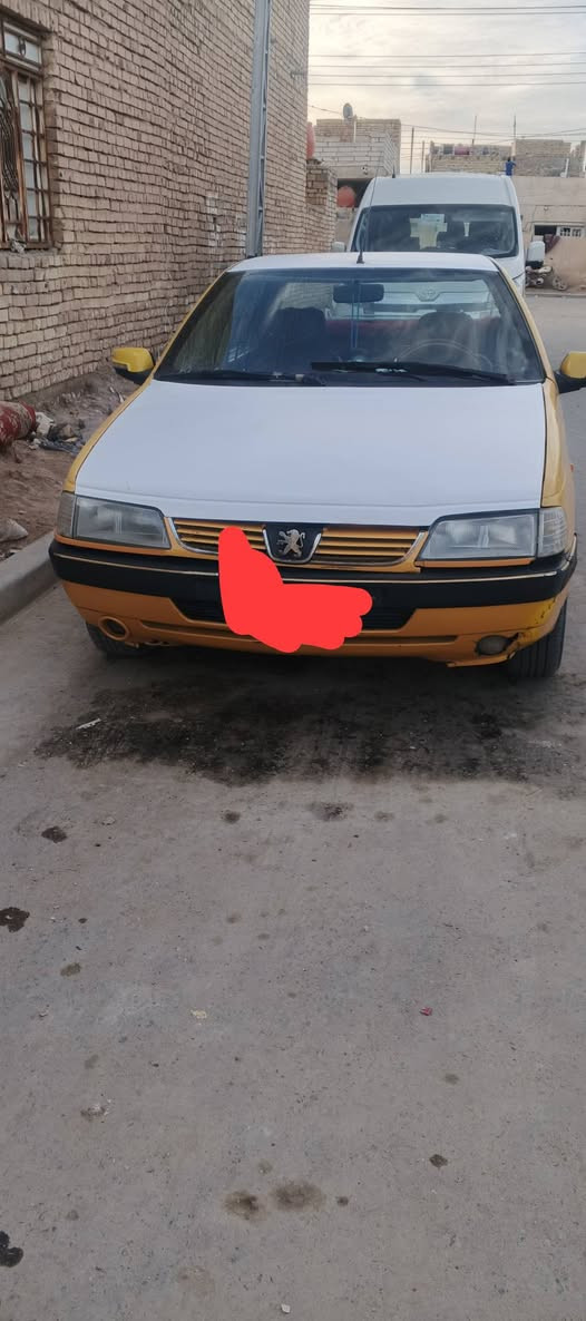 بيجو 405 موديل 2012 للبيع مصفره هيئه وغرامات سياره جاهزه كبل لشارع حته اذا مراوس حسب القناعه  خابر وتدلل رقم ميسان موجوده في ميسان ***********
