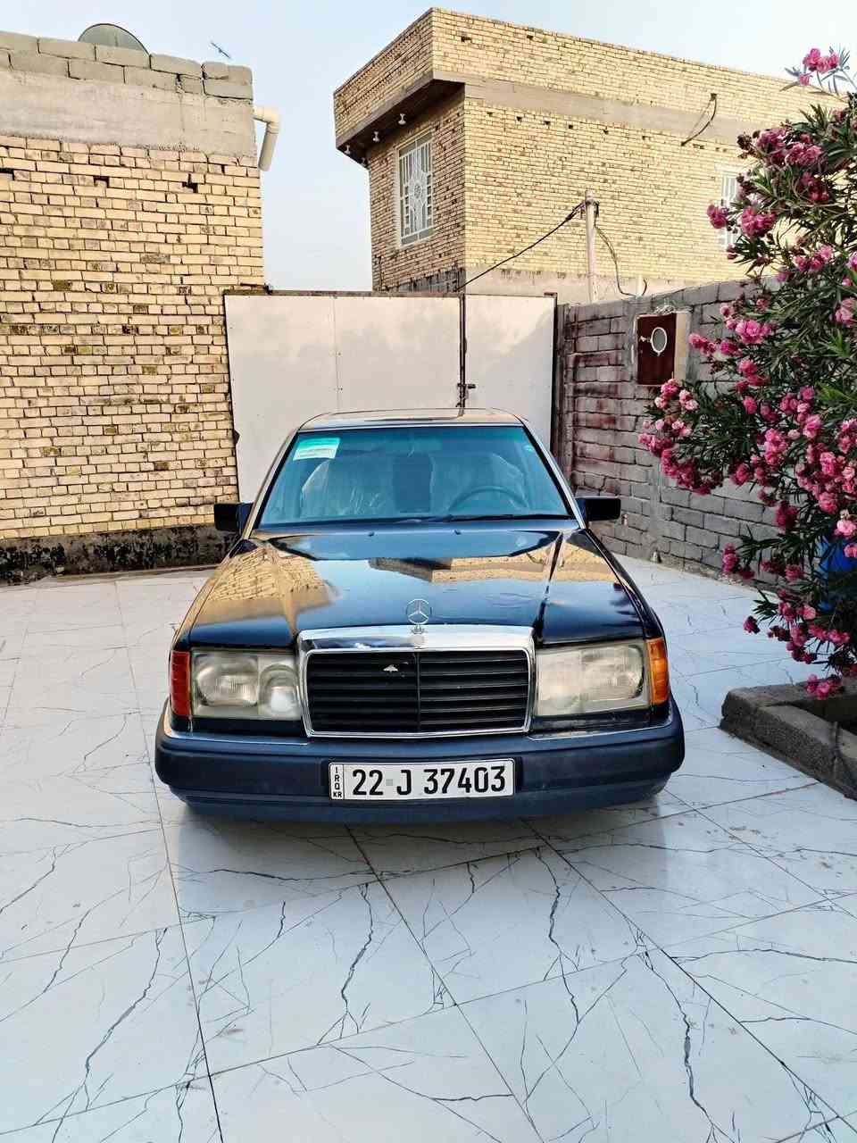 يا الله ماسدس دب مديل ١٩٩٠
رقم دولي الجديد تحويل أو وكالة السعر ٥٨ وبها مجال
 تبريد شغال مكينة وكير بطة وقوعد بلاد 
حداده جديده وتايرات جدد مكفوله من ضربه
جام شغال لايتات عينة جاهزه ما ناقصها شي
البصرة قظاء المدينة ***********
