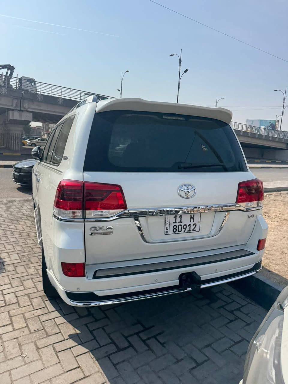 لاندكروز 2019 كفاله عام فول مواصفات ماشيه 160 الف فتح كشنات كهرباءي سياره خليجي سعر 480 بيه مجال اتصل بخدمتك مكان البصره ***********
