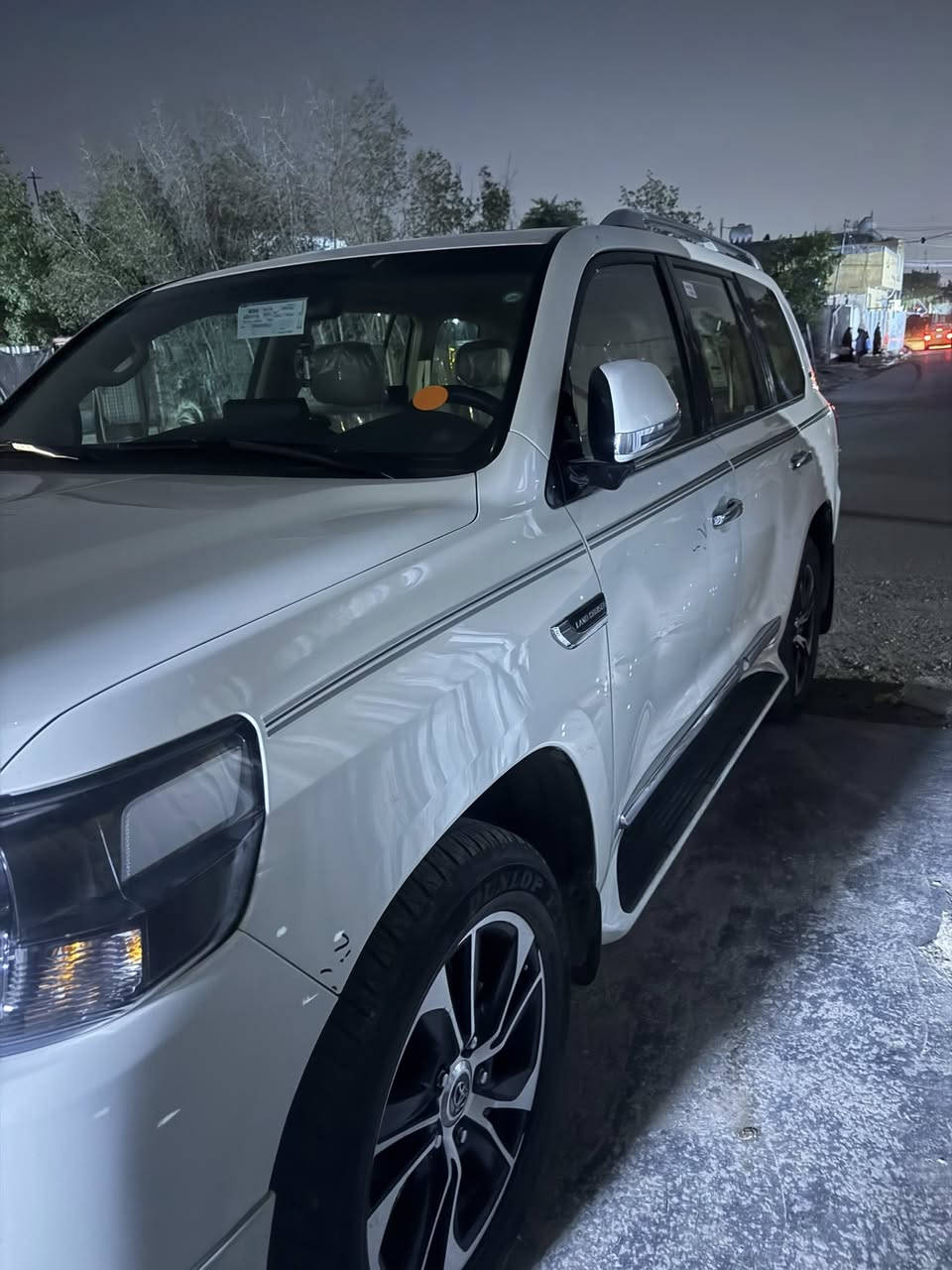 السلام عليكم لاندكروز 2021 GxR ساز  فول موصفات مكفوله كفاله عامه رقم بغداد مكانها بغداد سياره ماشيه 77 حقيقي للبيع او مراوس تاهو 
***********
