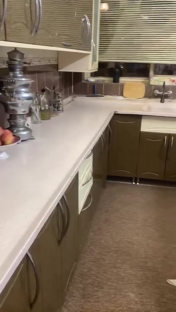 مطبخ تركي  خشب اصلي وباب اول اي ضرر مابي جديد ونظيف جدا تجي وتشوف بعينك  نبيعه لغرض تغير المنزل ميكفي نفس القياس  عارضي للبيع سعره بلاش والله ب٦٥٠


**إذا كنت صاحب هذا الإعلان وتريد حذفه لأي سبب، رجاءا أرسل رسالة إلى الدعم الفني**