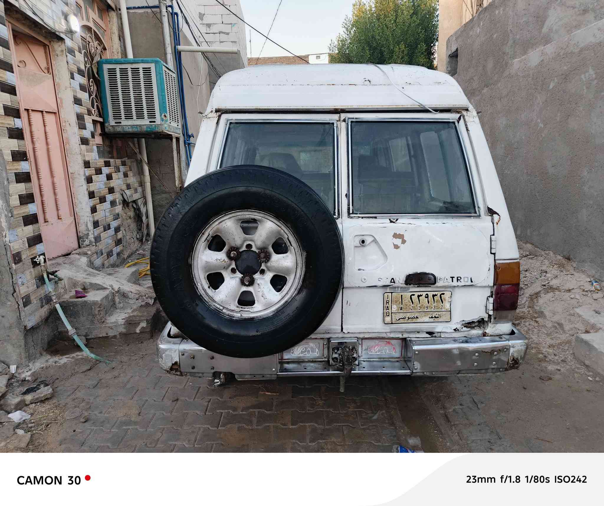 سياره البيع مديل ٨٧ نيسان مكان النجف سعر ٣٠ بهي مجال ***********
