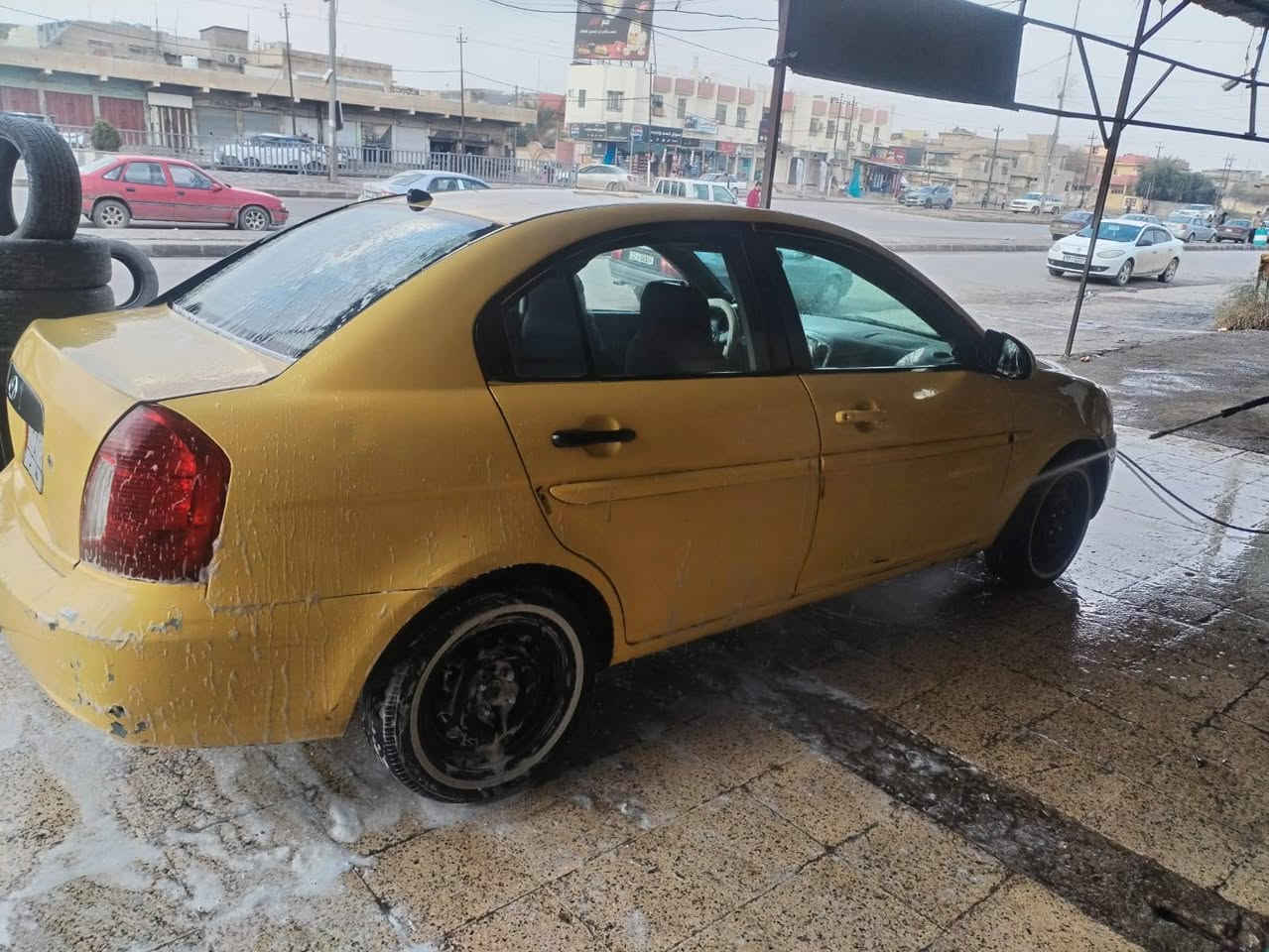 السلام عليكم اكسنت للبيع موديل 2009محرك 16امريكي كود واحد بلا تبديل اي قطعه ضرره موضح بالصوره شبرين يم قفل الباب وبيه تلكيطات معجون كير توماتيك منضومه غاز بيه كرت كاربون بانزين بيه السعر 98 وبيه مجال شي قليل(شرط التحويل) للستفسار الاتصال على الرقم ***********
