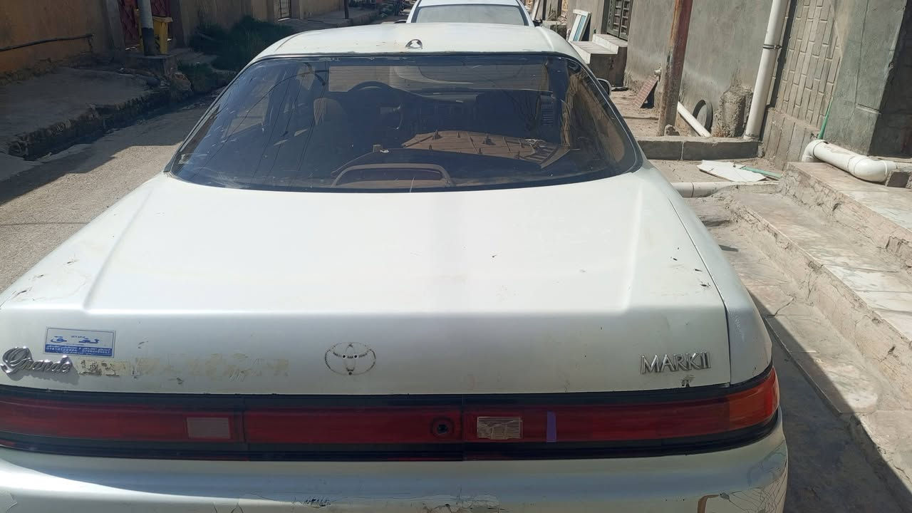 سلام عليكم عندي مارك مكصوصه جنطه نضيفه جدن حداديه جديد مكينة ونجي سيارة بلاديه ونضيفه رقم انبار سنويه 31 سعر 45بيه مجال مكاني رفاعي نصريه تبريد ثلج رقم الهاتف ***********
