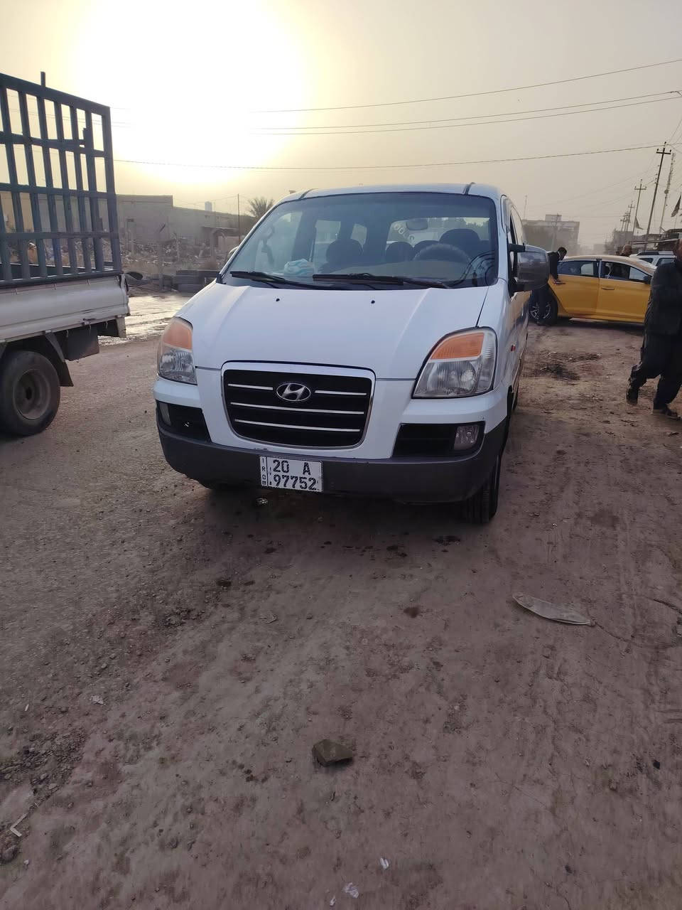 ستاركس خصوصي كاز كير عادي بسمي محرك نضيف تبريد وتدفئه شغاله سياره جديده موديل 1998 محدث 2007 السعر ٦٠ موجوده حله الحمزه الغربي ***********
