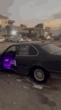 بۆ فرۆشت یان گۆڕینەوە
٥٢٠ گێڕ ئادی١٩٩٠

ئارم پلاستیک سلێمانی بەشەرتی ئەوەلیات

دوو جام کارەباو سلایت 

بێدەعمو لێدراوی

تایەو ویلاکانی تازەن

کال بوونەوەو گەری نیە

بەس کاسکێتی زەعفەو لە سوتانایا مابقی بەشەرت

حەز لێیەتی بۆ سعر تەلە فون بکە ***********ئەدمین گیان❤️.
