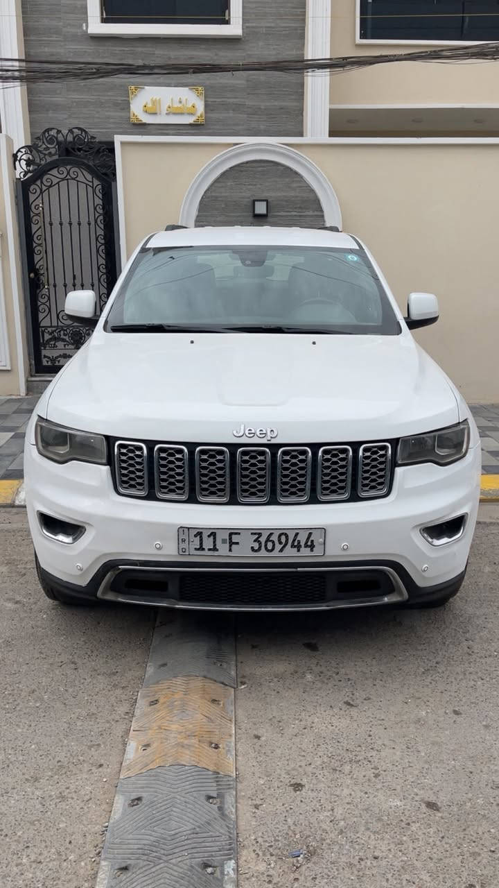 السلام عليكم للبيع جيب لاريدو لمتدد 2018 ماشية 55
حادث جاملغ بارد فقط وبنيد نفسه مصبوغ بدون دواخل مكفولة حادث موضح بالصوره دعامية فقط
رقم بغداد الدولي / بسمي تحويل
مكينة 3,600 / 6 سلندر
صندوق كهرباء
كشنات جلد
كشنات تحكم كهرباء
كشنات تدفئه + تبريد
-شاشة جبيره
كاميرا خلفية دوارة
بصمة تشغيل / بصمة ابواب
حساسات خلفية امامي
حساسات جانبيه نقطه عمياء
توقف عنده الرجوع بك
اطفاء ذاتي
ويل حجم 18 تخم تاير جديد
لسياره جديده وجاهزه مابيه اي نقص مكاني بغداد شارع فلسطين سعر 198 وبيهه مجال للشراي ***********
