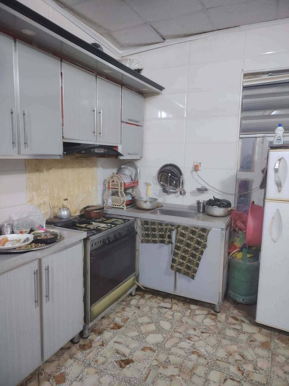 بيت ١٣٠م طابقين للبيع:
غرفتين وصاله واستقبال وتخاريج بالرحمة ،خلف مطعم ثابت ،ب٥٠مليون.


**إذا كنت صاحب هذا الإعلان وتريد حذفه لأي سبب، رجاءا أرسل رسالة إلى الدعم الفني**