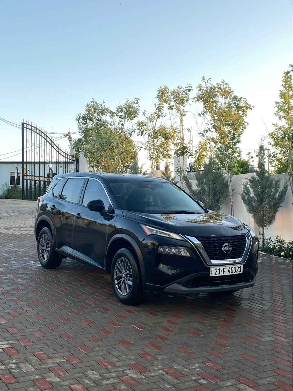 Nissan rogue 2023 SV awd

نیسان ڕۆگ 2023 Sv AWD 
سەیارەکە کلین کلینە بێ بۆیاخ بێ پارچە گۆڕاو بێ سارد بێ شوخت لەسەر دەقی شەریکە ماوەتەوە …

تەنیا ٤٠ هەزار ڕۆشتوە،،  بەناوی خۆمەوەیە سەنەوی و ڕەقەمو هەمو شتێکی تا ٢٠٣٢ تازەیە 

مواسەفات :: کامل ڕاداری پێش و دواو لاتەنیشت ، دەبڵ ئەکسل مۆدی لێخوڕینی سەر بەفر و شاخ و ئۆف ڕۆد ، بەسمە و شاشە و کامێرە و حاسە و زۆر مواسەفاتی تر …

نرخی تەنیا ١٤٨ گەڵا و مەجالێکی کەم 

***********
*********** السليمانية, العراق
