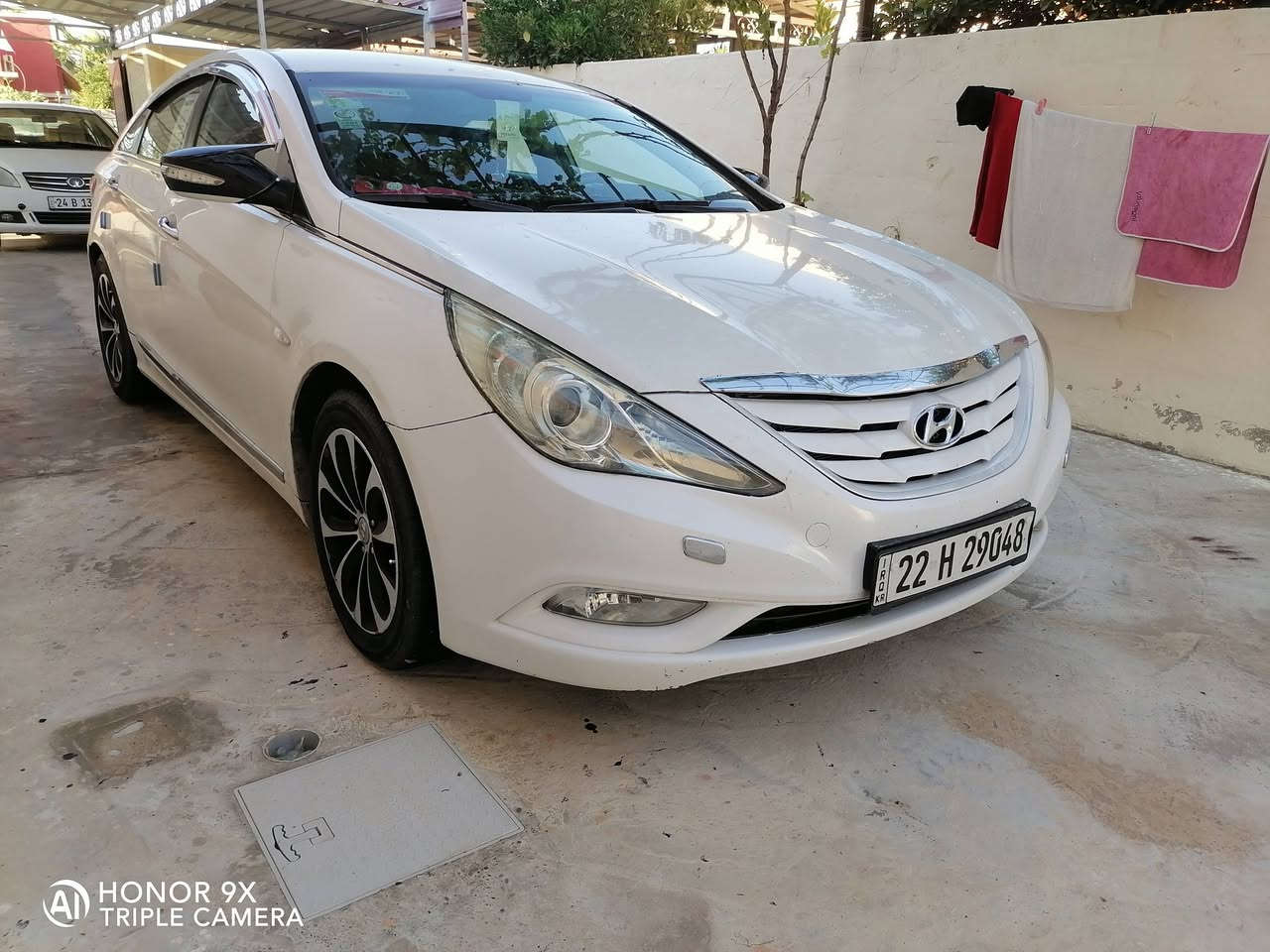 السلام عليكم سوناتا مضلع ٢٠١٠ كوري للبيع فقط بدون مرواس سياره جاهزه من كلشي مابيها نقص كير محرك شرط تايرات فوك زوج جدد زوج نص عمر طخمها جديد كهربايات كله شغاله داخلها نضيف سياره بيها منضومه غاز يطالي شغالي يعني غاز بانزين محرك دوش المرغوب حجم 20 بشرط التحويل رقم جديد سنويه جديده هزه جديده سياره بيها قطعتين صبغ بوند جاملغ بشرط بدون دواخل تبريد ثلج منضومه كامله جديده  *********** ***********
