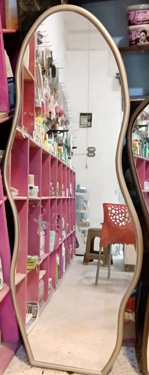 فورى في المحل 🥰 🔥🔥🔥❤️
عليهم عرض تحفة ❤️❤️❤️❤️
الصور مش مبينه حلاوتهم🥹
متاح توصيل لاي مكان 🥳❤️ 
محل وتين العامرية السفن أمام مسجد المنيرة ❤️


**إذا كنت صاحب هذا الإعلان وتريد حذفه لأي سبب، رجاءا أرسل رسالة إلى الدعم الفني**