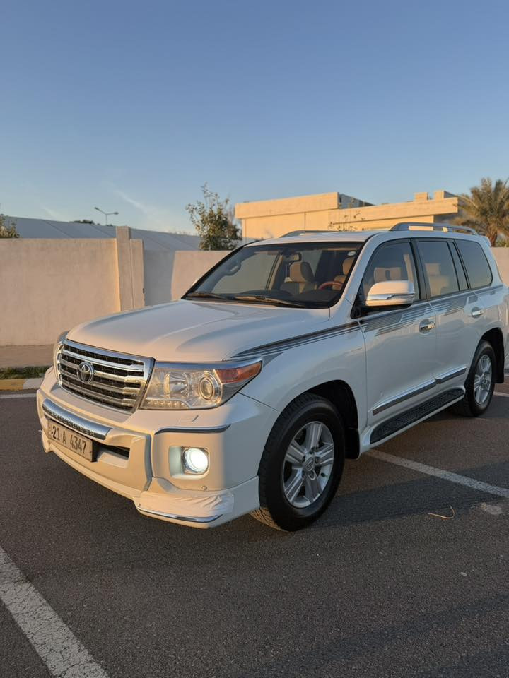 لاند کروزر
مودیل 2014

فول فول مواصفات بريم

رقم سنوية جديد 2030

ماشية 134 حقيقي

مكفولة 

بدون صبغ بس بارد بي

سونر موجود

سعر 400 ومجال
مكان كلار سليمانية 
رقم ***********واتساب
