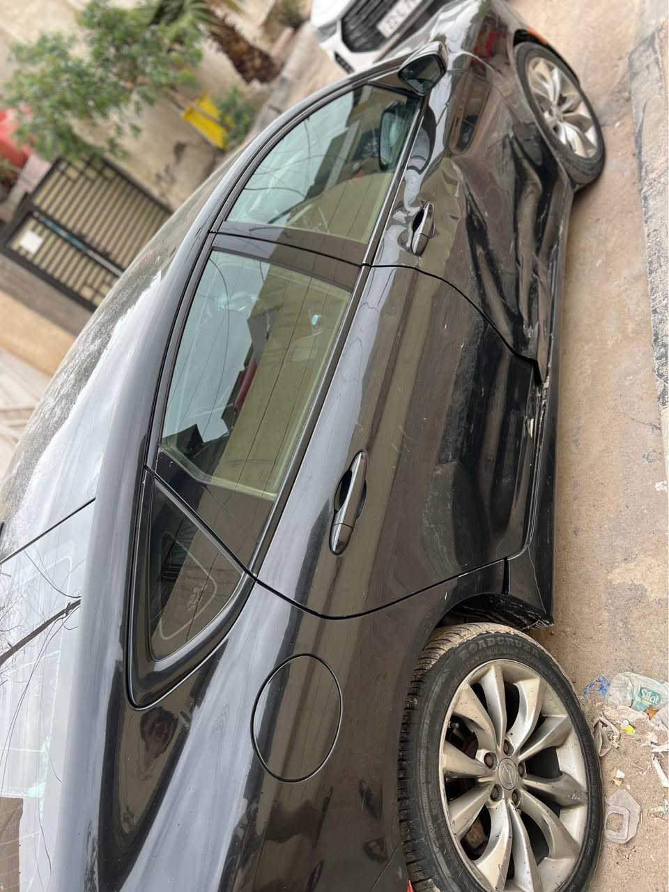 سي ٢٠٠  فئهS 
مديل 2015  كشن حضن شاشه جبيرة شفتات ستيرن  حجم المحرك 2400  مكينه وكير مكفولات 
بيها ضربه بالباب باقيه ع وضها 
عنواني البصره حي الاندلس 
*********** البصرة, العراق
