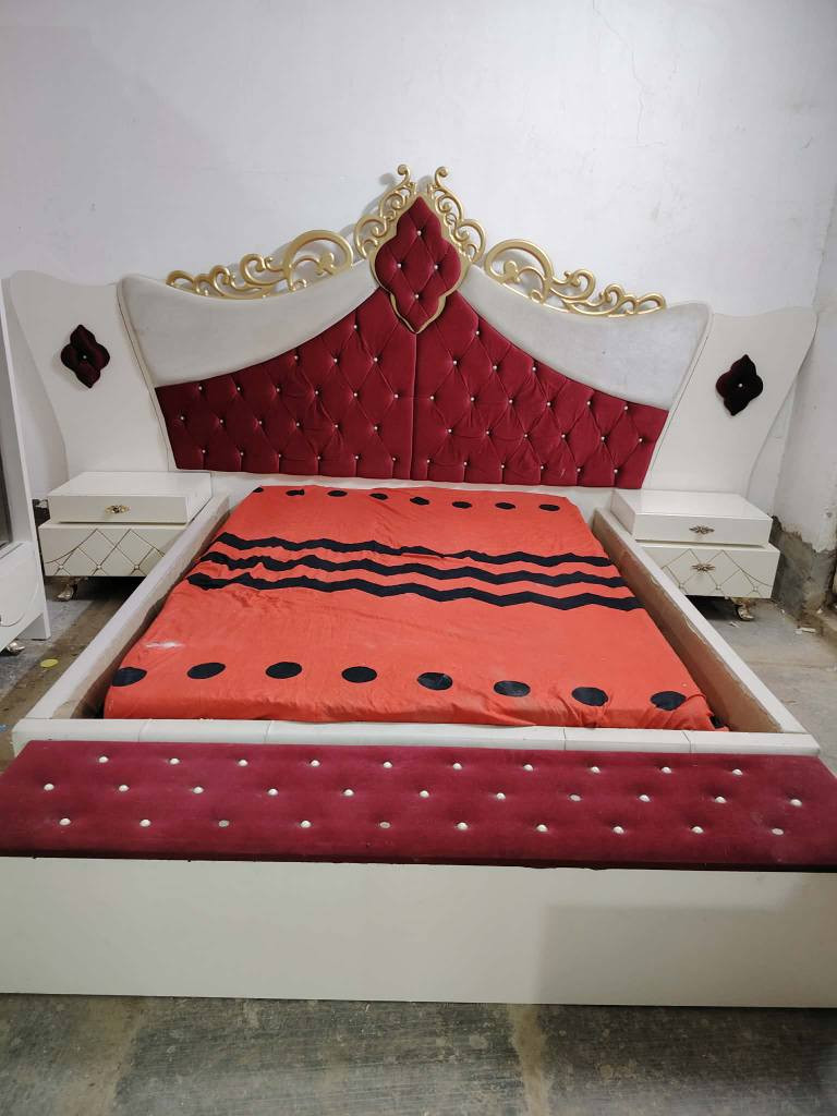 غرفه تركي ضخمه اخت. الجديد كامله تركي اصلي ثقيل المكان ديوانيه *********** بي وتساب ديوانية, القادسية
