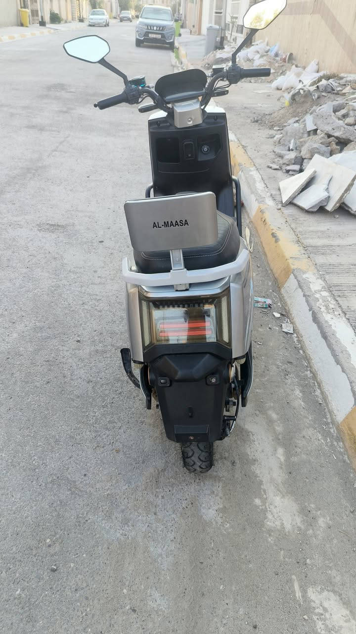 السلام عليكم دراجه شحن للبيع السعر 550 وبي مجال
التفسير رقم الهات ***********
