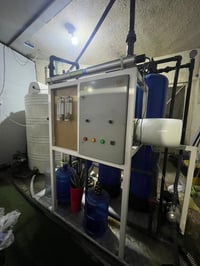 محطة تعبئة • ١٠٠٠ لتر/ساعة • ٢ خزان ٣٠٠٠لتر