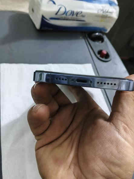 السلام عليكم ايفون 13 برو ماكس ذاكره 256 مبدل شاشه اصليه وبطاريه اصليه وضهره مكسور للبيع سعره 450 مكاني بغداد الزعفرانيه ***********
