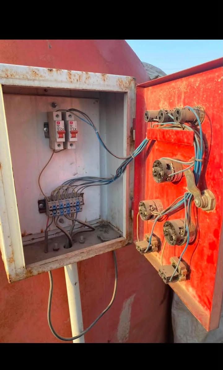 فرن دوار كهربائي او غاز للبيع للأستفسار الاتصال على الارقام التاليه
‭+964 773 114 0317‬

‭***********‬
