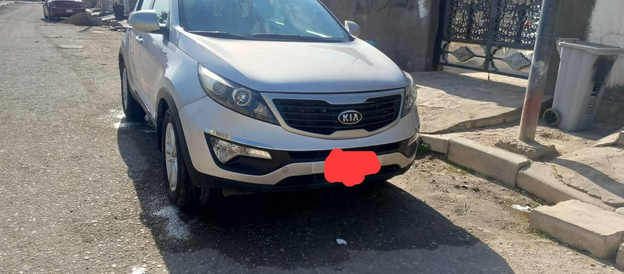 السلام عليكم سياره للبيع موديل  2016 خليجي  رقم السياره بغداد مشروع وطني مكان السياره ميسان رقمي الهاتف ***********
