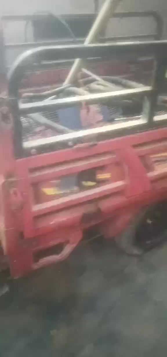 السلام عليكم  اخون عدي ستوته البيع شحن ما عرف علطله ضملك باتريات وماطور وعقل ورقم ***********
