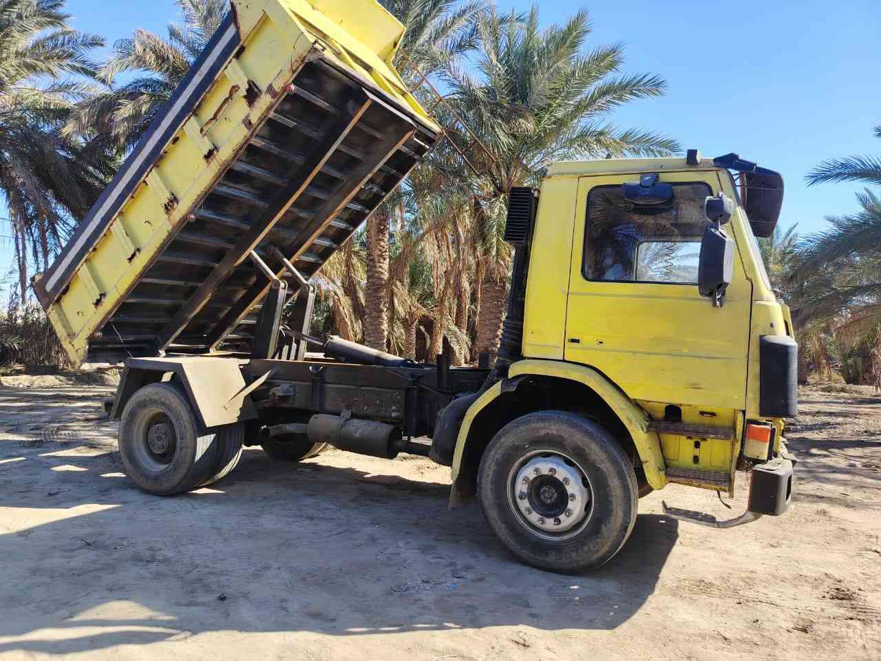 البيع سكانيه 113 بلاد  محرك ستروس تو مجفت 113 
كير 5/5 رقم ذي قار بسمي سنويه 29  تخم تاير
شاصي مكفول كفاله عامه جاهزه الشغل 
مكان ناصرية سيد دخيل الاستفسار ***********
