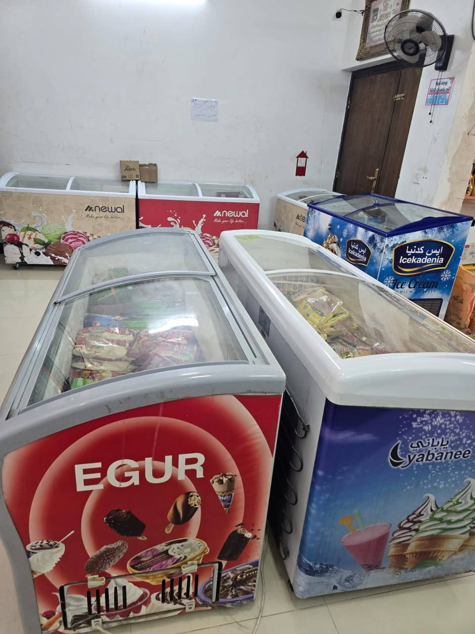 السلام عليكم 
اخوان هذا محل للإيجار 
ويحتوي ايضاً على صحيات 
محل متكامل 
للتواصل على الرقم ادناه 

***********
 العنوان مجمع السلطان
