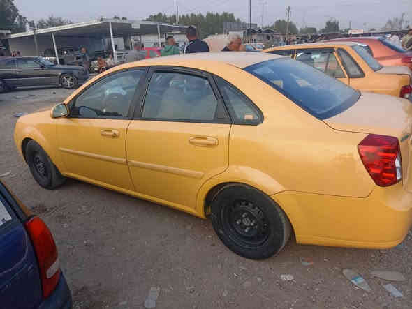 سلام عليكم اوبترا شركه عامه ٢٠١١ لبيع او مراوس خصوصي سعر (٧٠) ورقه سياره بلاديه جاهزه من كلشي  ***********
