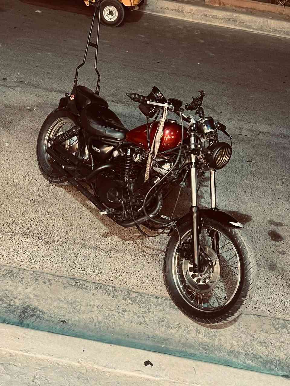 شعندك مراوس نزل
سلام عليكم هارلي ياماها فيراوكو 

موديل 2013 

محرك 250 cc 

دراجه معدله بل كامل رياضي 

يدأت رياضي طلقات اصليات 

صالنصه وجاملغ الخلفي عمل يدوي 

عليهة نشرات داخلي واشيارت رياضي اصلي 

وياهة ستيرن فراشه كروم سعره ١٥٠ 

دوس بوكس بيهة هواي شغلات وياهة بعد ماشادهن 

اسف ع أطاله دراجه سعرهة ١٢٠٠ وبيهة مجال قليل شعندك مراوس دزلي الرقم ***********
