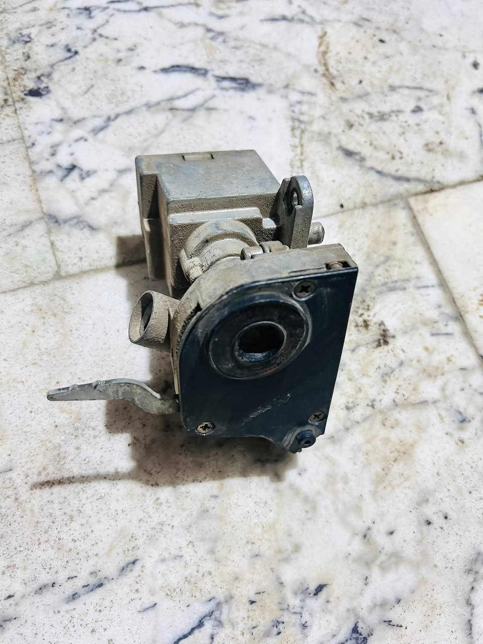 السلام عليكم
غراض ماكس عدله بوليس مسطرة و سكنس

وهاذ رقمي *********** بي واتساب متواجد
