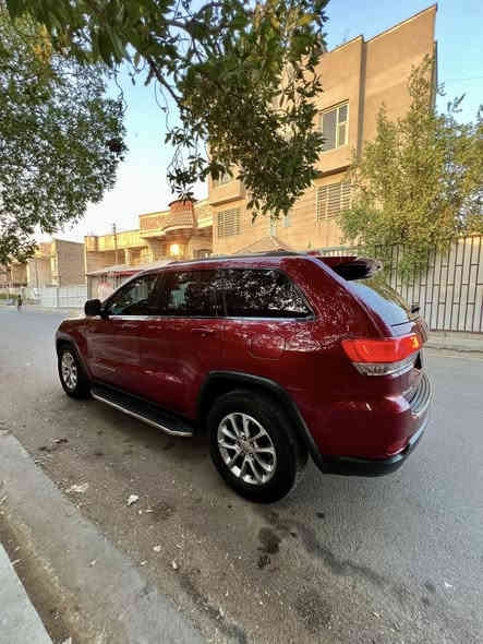 السلام عليكم 
جيب 14 خليجي شكل 20 على ايدي اني منزلهه من الشركة بغداد بسمي الرقم الجديد السيارة كلين صار بيهه صبغ بنص البابتين صفحت السايق اثر شخط رجع عليهه باب الكراج السيارة كلهه بحالة الوكالة معتني بيهه جدا مناقصه اي شي ترايك لسعودية تحكم مري اوتو لايت كشنات كهرباء فتحة سقف كشنات جلد تحكمات ستيرن صفحتين مكينة ٣٦٠٠ انظمة قياده متعدده شاشة جبيره كاربلي مكان السيارة بغداد البلديات الرقم ***********
السعر 215
