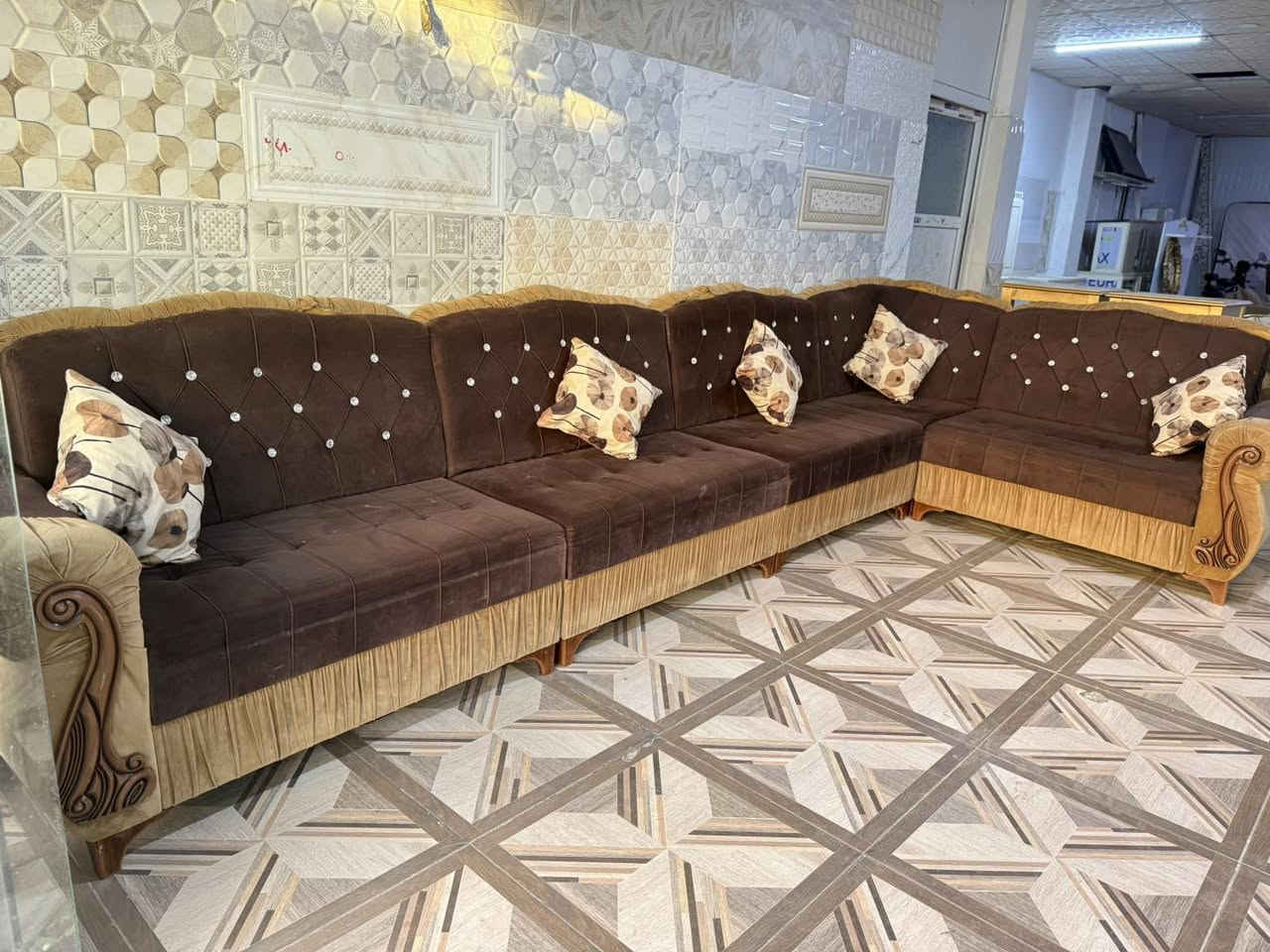 عرض خاص 😍السعر (150 )

تخم ديوان  10 نفرات 150 الف 

للاستفسار والطلب التواصل عبر الخاص 
أو الواتساب ‭٠٧٨٦ ٥٨٩ ٠٨٧١‬
***********

الموقع 📍
اربيل فرمان بران قرب المدرسة الاماراتية 
شارع 15 >> معرض الهمة للاثاث المنزلي <<

الوكيشن على الخريطة 👇🏼
https://g.co/kgs/SqMWBi
