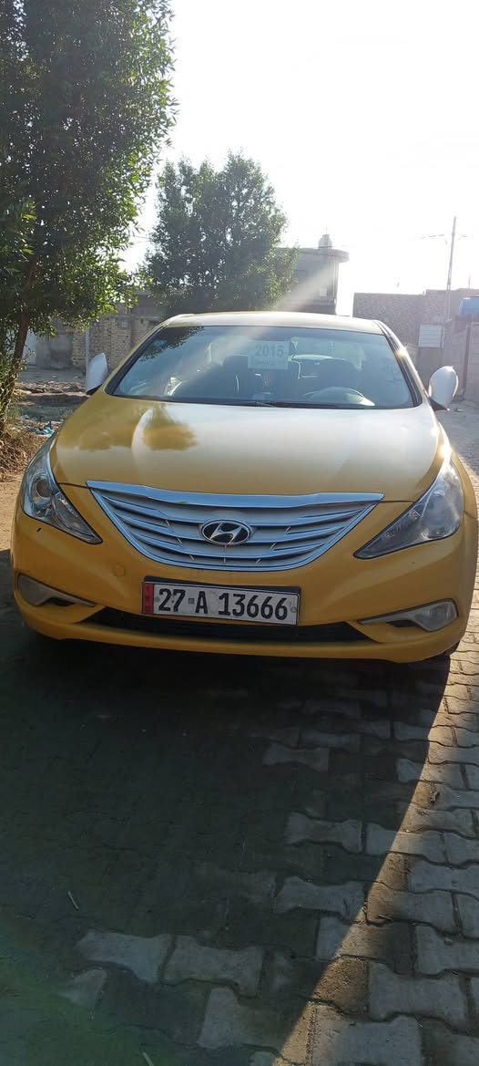 السلام عليكم من رخصة الادمن سيارة سوناتا 2014 وارد أمريكي السيارة مكفولة كفالة عامة عدا البنيد امبدل فقط والباقي كفالة السيارة جاهزة من كل النواحي ماعايزة برغي من حدادية أمامي وخلفي مواصفاتها تحكم ستيرن كشن كهربائي اشاير بالمري تخم تاير دواخل جديدة مصفرة هيئة وغرامات رقم ذي قار الجديد باسمي السعر ١١٠ وبيها مجال العنوان الديوانية رقم الهاتف ***********
