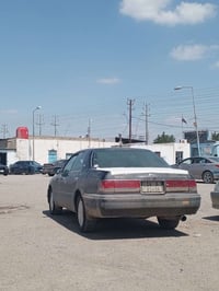 تويوتا كراون • ٢٠٠٩ • مكينه ٢٥٠٠