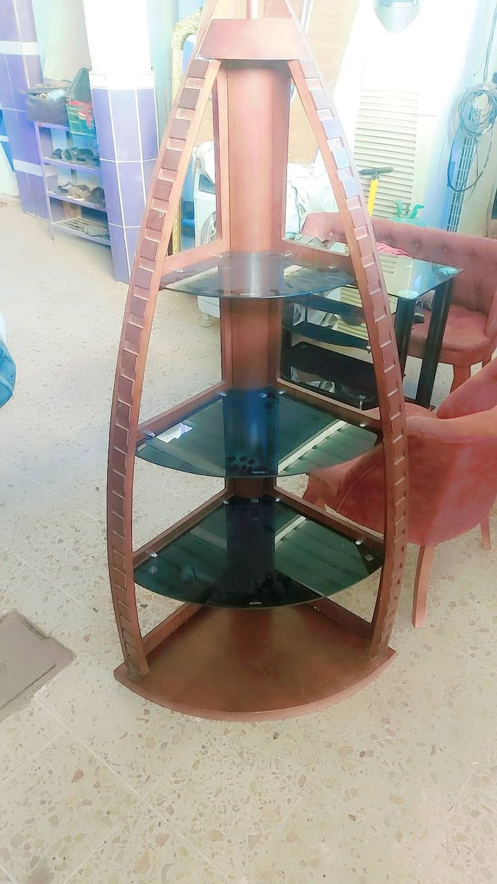 السلام عليكم ورحمة الله وبركاته من رخصة الأدمن المحترم أغراض للبيع كل حاجه وسعرها بعقوبه المركز وتساب ومن الله التوفيق للجميع ***********
