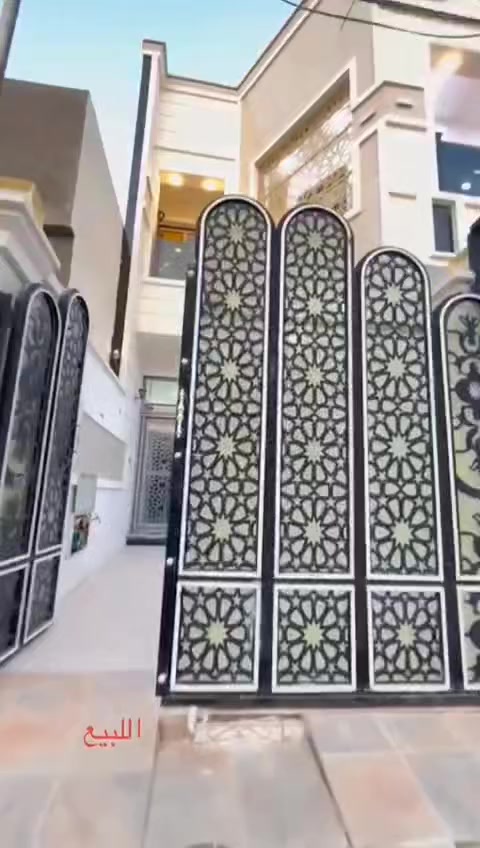 بيت للبيع طابقين بناء حديث 
📍الموقع الرمادي الزراعه خلف كليه المعارف  ومدرسه ن والقلم
✅موقع مميز جداً📍
✅نوع العقار طابو صرف 
✅تحويل مباشر 
📐المساحه الكليه.150م    
✅الوجه 7 ونص
✅النزال 20م📐
📐شارع 12 م  ✅
💵السعر210 مليون 💸قابل للتفاوض   
***********
