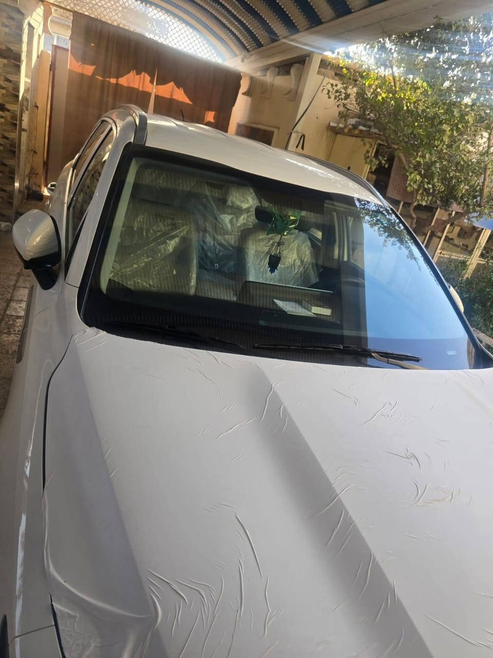 سلام عليكم للبيع 2023 
ماشيه 25 الف بعدها بحالت الوكاله
موصفات معروف
6 سلندر
7 راكب
السعر 315 وبيها مجال
***********
