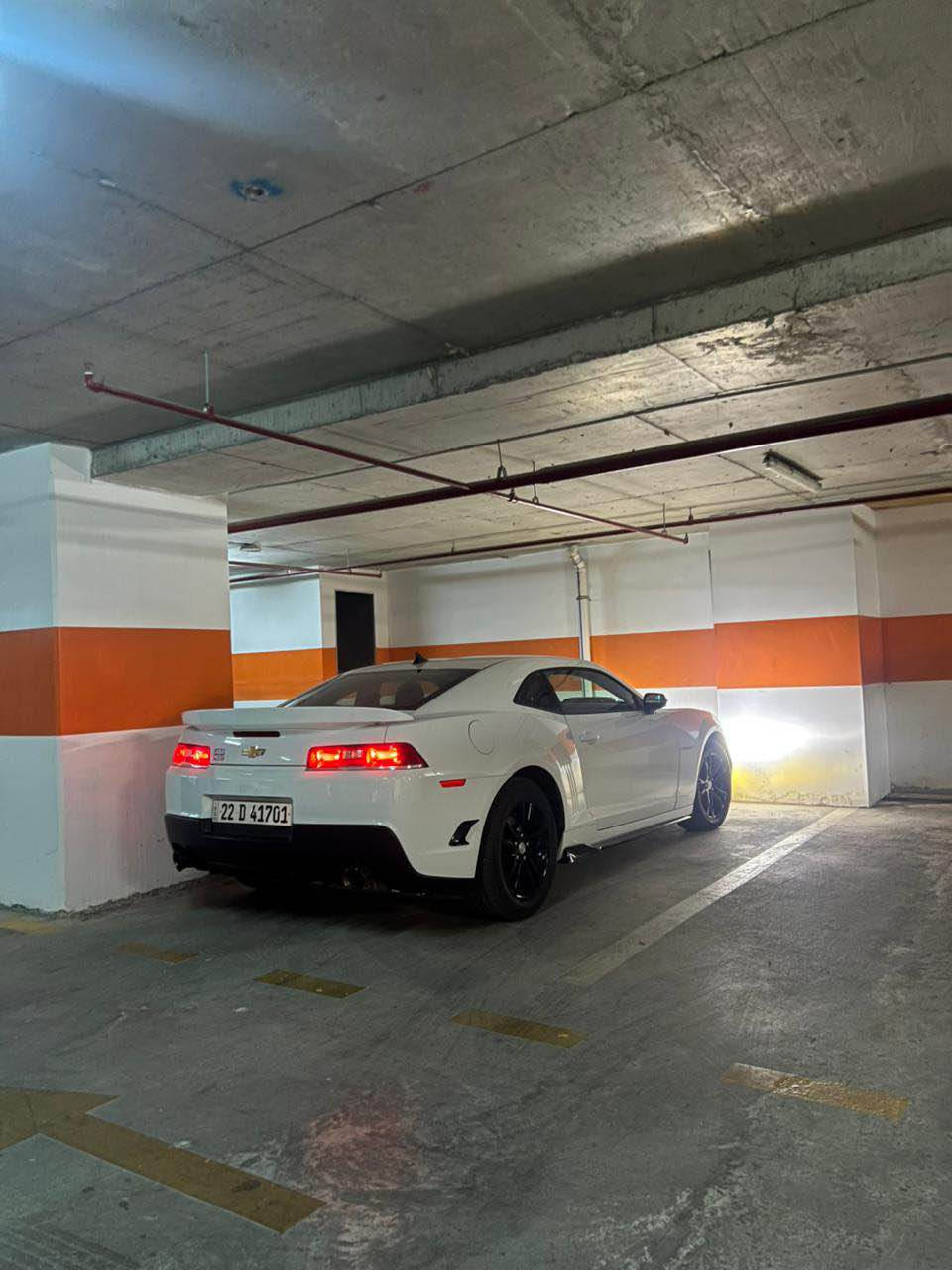 كامارو٢٠١٥ ره نك سپي
٦بستنه
***********
‏السعر 107$
٢ پارجه سبوغ جاملغ بونيت
١پارجه ساردي جاملغ
كيرو مجينه زور خاوينه به شه رتي نه كراوه 
١٣٣هزار كليو متر روشتيه
سنه وي هه تا ٢٠٢٧
كمارو 2015  لون أبيض
6سلندر 
2 قطعة صبغ  شاملغ و بونيد
1 قطعة بارد  شاملغ
كير ومكينة نظيف بشرط ما مفتوح 
ماشي ١٣٣ الف كيلو متر 
سنوية لحد ٢٠٢٧ أربيل, العراق
