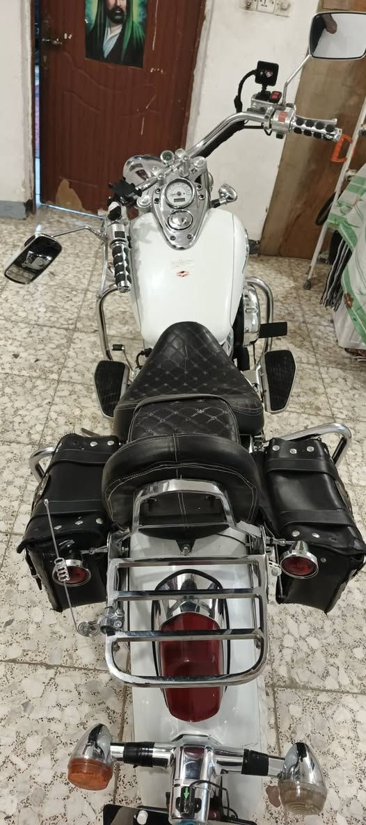 سلام عليكم شباب دراجة شادو 400cc دراجة بحاله الوكالة 
كير مكية بل جيس معروضة 19 ورقة أو بيهه مجال حك الجيه 
عنوان بغداد الزعفرنيه دراجة بدون رقم رقمي ***********
شباب الجاد بل شراع يجي ياخذهه لا يكلي بأجر أو عكبه أو 
امسح المنشور دراجة حلوه مان جناي والله
