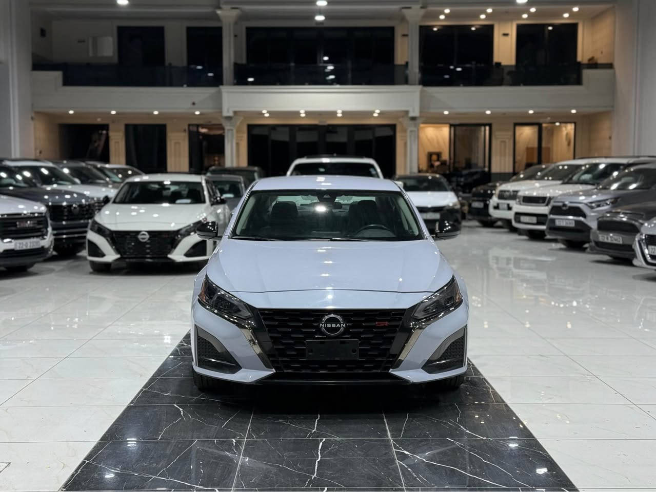 𝑵𝑰𝑺𝑺𝑨𝑵  𝑨𝑳𝑻𝑰𝑴𝑨  𝑺𝑹  2024
* مـوديـل: 2024
* صـبوغ : دةرگاو چاملاغ صبوغ پيشو پشـت كـةپس
* بـي ايرباگ  هيچي نةتةقيوة بةشةرت
*  مـواسةفـات : لايت زينون   بصمة . دةعامي حةصاص . راداري دةعاميو پشتو پيش ئـاوينة . تحديد سرعة . ويـل كروم . مودي سپؤرت . كوشين كارةباـي . كوشين جـلد شاشة ايپاد مودي گير S گير لة سوكان شةفت .…..
* ماوةي رؤيشتـن : 23,000 𝑴𝒊𝒍𝒆𝒔
*  گير مةكينة هةموو شتـيكي بةشةرت 
موديل 2024
بصمه
تشغيل عن بعد
كشن جلد
كشنات كهربائي
كشن تدفئة
بريك بصمة 
رادار امامي و خلفي و جانبي
تحديد سرعة
مانع الانزلاق
تحكمات ستيرن
سيارة  باب وجاملغ خلفي صبغ
مسافة 𝑴𝒊𝒍𝒆𝒔 23,000
رقم شاصي

1N4BL4CV3RN359539

رقم ☎️ 

*********** || ***********
***********

#𝑵𝒊𝒔𝒔𝒂𝒏 #𝑨𝒍𝒕𝒊𝒎𝒂 أربيل, العراق
