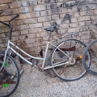 دراجة • رصاصي • بحاجة نفخ وترتيب