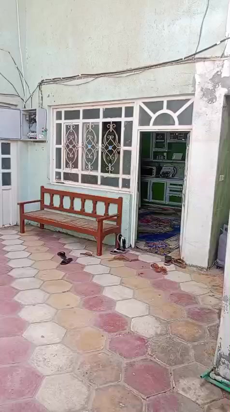 سلام عليكم بيت للبيع طابو صرف طابقين بالولايه قرب مدرسه النخبه الأهليه الاستفسار اتصال ***********
