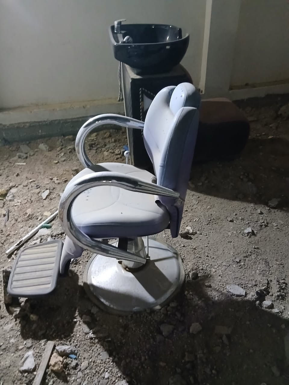 لبيع


**إذا كنت صاحب هذا الإعلان وتريد حذفه لأي سبب، رجاءا أرسل رسالة إلى الدعم الفني**