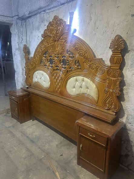 مراح اكلكم شي بس اكلكم بعد متحصلون نفس هل نضافة ونفس هل متانة ب ٧٥٠ بسسسس لاحجز والاستفسار مراسلة الصفحة او الاتصال على الهاتف *********** يوجد واتساب تحياتي لكم
