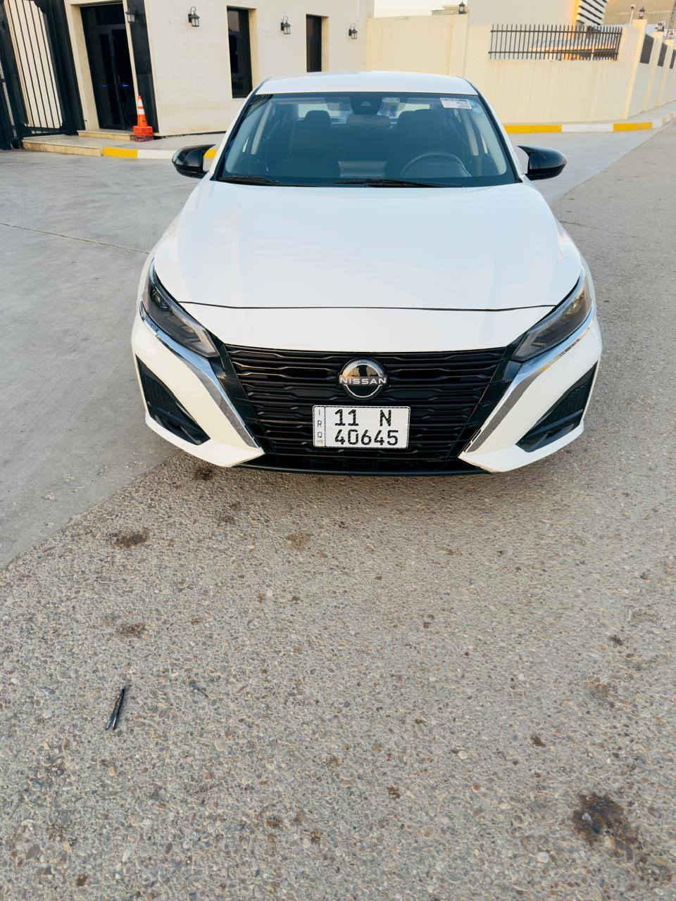 السلام عليكم ورحمة الله وبركاتة
نيسان التما موديل 2024 بيع او. مراوس. 
رقم بغداد بسمي 
بدون حادث اكلين تايتل 
دخول تقرير مياه امطار شغالة 
كفالة عامة من محرك كير كهربائيات 
ماشية 20 الف
مكان سياره ديالى بعقوبة
السعر 165
***********
