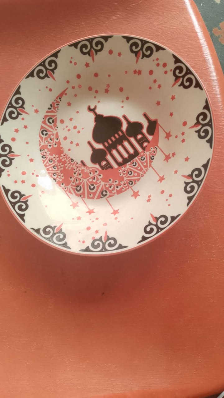 سلاقة بيض ب٧ هيتر.  ب٧ مهراسة. سل استيل. ب ١٠
ميزان ب٨
مبراشة. ب٧
خلاط بدون طاحونة ب١٧
مواعين. مال طعام درزن. ٨ مواعين حلاوة. ٢٥ ب١٠ محضرة طعام ب١٢
طاوة الحجم الوسط ب٨ والحجم الكبير ب ١٣
خفاقة كيك ب٧
سفرة طعام الف ونص كلينس الحجم الكبير الفين
كوابة شاي ب الفين ونص مبخرة ب٥


**إذا كنت صاحب هذا الإعلان وتريد حذفه لأي سبب، رجاءا أرسل رسالة إلى الدعم الفني**