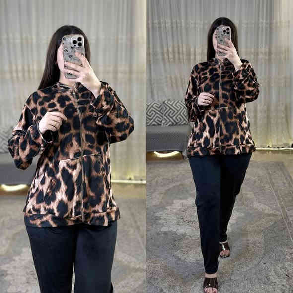 تراك نسائي  مخمل اصلي 

الخامه مخمل قديفه سوفت مكفول 

القياسات  L _ XL _XXL  _ 3XL   قالب رهي جداً

سعر الدرزن 12 قطعه 80 الف 

مفرد 13

يوجد توصيل جميع المحافظات

فرع 5

@Noras9090. للحجز.  تلي 👈

واتساب 👈  ***********
